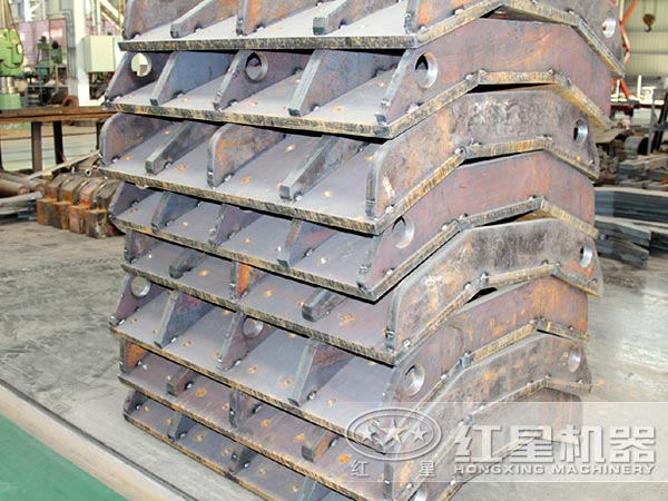 花崗巖破碎機(jī)板錘