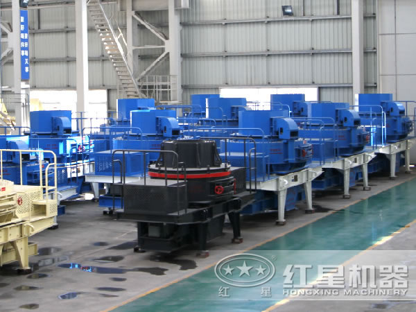 TK系列高產(chǎn)沖擊破碎機（高產(chǎn)制砂機）廠家