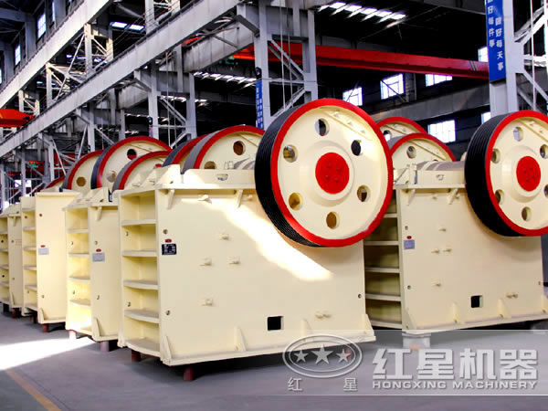 顎式粉碎機(jī)