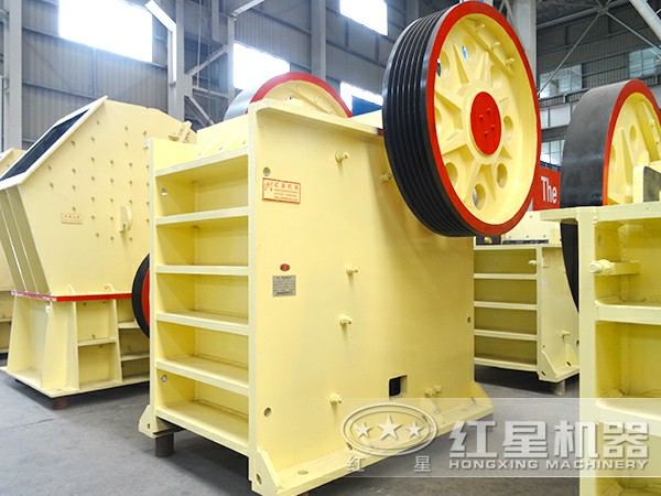顎式粉碎機(jī)