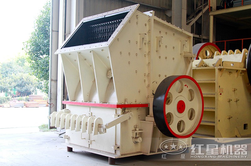 單段式破碎機(jī)實(shí)拍