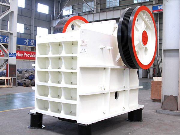 德版顎式破碎機(jī)